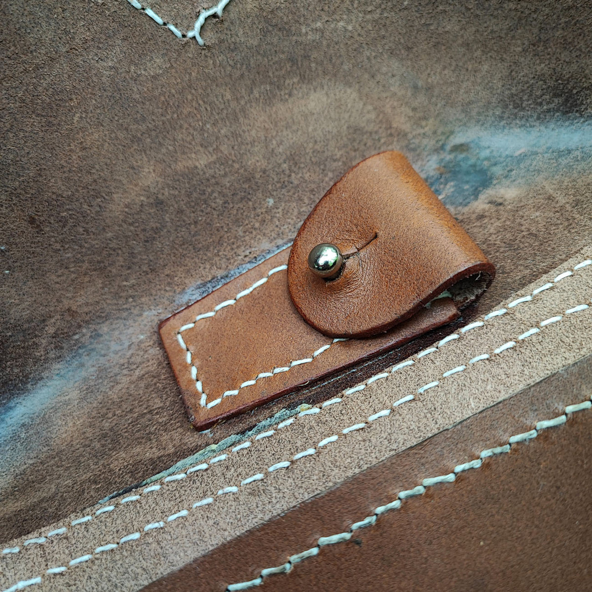 Brown holster for Luger P08 pistol