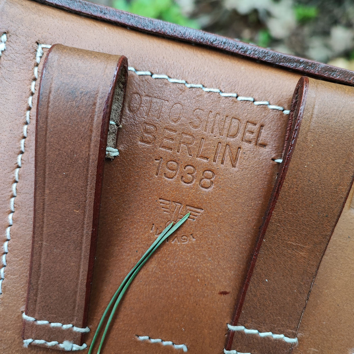Brown holster for Luger P08 pistol