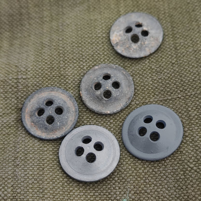Button 17 mm 4 holes for clothes
