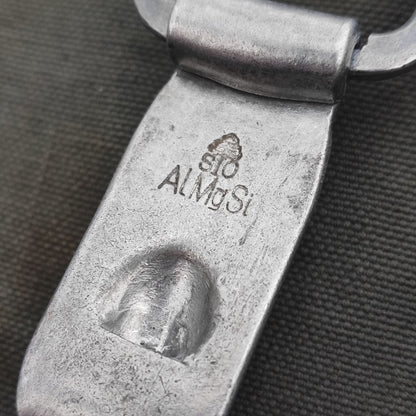 Front alu hook for Y-strap