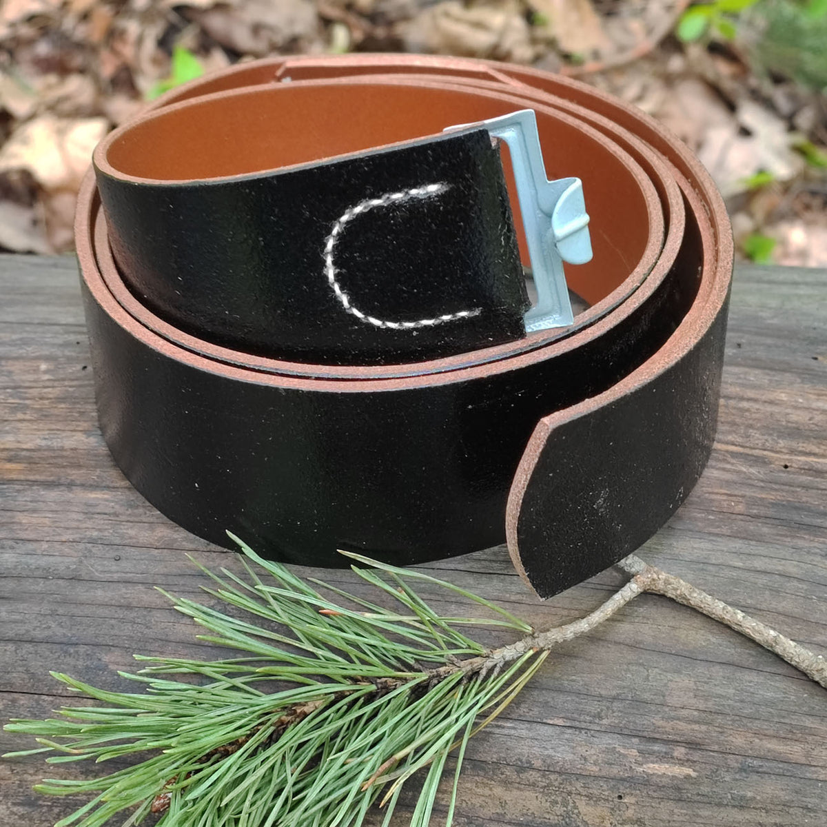 Waist belt without buckle