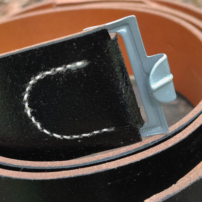 Waist belt without buckle