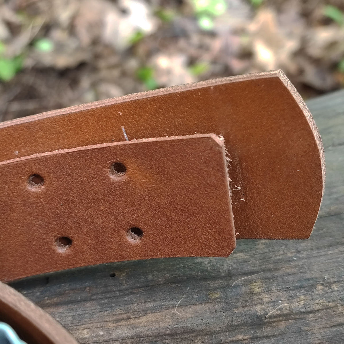 Waist belt without buckle