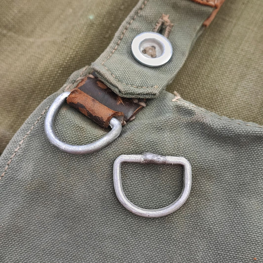 1 pc. D-ring for breadbag front